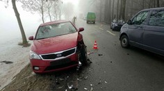 U Žamberka se srazilo 6 aut! Mlha a náledí komplikují dopravu