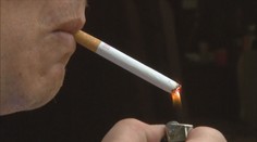 Nezvyklý krok zlínské radnice. Lidem zakázala kouřit na balkonech