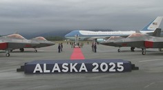 Setkání na Aljašce: Americká ochranka nesmí ruskému prezidentovi ani otevřít dveře