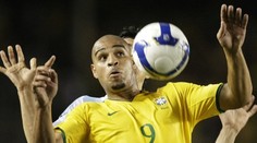 Adriano jedná s Chelsea