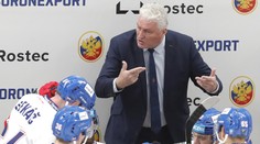 Trenéra Říhu opět zradilo zdraví. Hokejový kouč leží v nemocnici