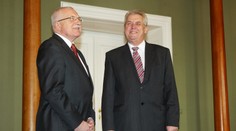 Zeman s Klausem: Za Havla se rozkrádal hradní majetek