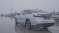 Revoluce na silnicích. Vozidla budou automaticky reagovat na nebezpečí
