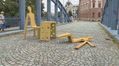 Betonové sousoší ve Veselí nad Lužnicí poničil vandal, pátrá po něm policie