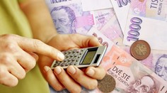 Nevycházíte s penězi? Tady je 10 RAD, JAK UŠETŘÍT TISÍCE KORUN!