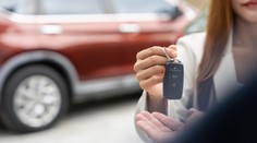 Na autech ze zahraničí se dají ušetřit desetitisíce. Příklady konkrétních vozů