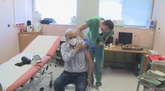 Očkování u praktiků pořád vázne. Zatím nepomohla ani nová vakcína
