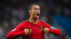 Zavřel všem ústa? Co si vzkazují fandové po majstrštyku Ronalda?