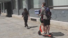 U některých elektrokoloběžek je potřeba řidičák a povinné ručení. Záleží na výkonu