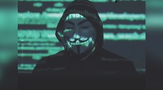 Anonymous ovládli kanály ruských televizí, vysílají reálné záběry z Ukrajiny