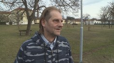 Odseděl si 30 let za vraždy, lidé věří v jeho nevinu a posílají tisíce