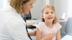 Očkování škodí a další mýty, které dětští lékaři vyvracejí nejčastěji
