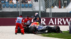 Šok na úvod sezóny. Verstappen odstartuje v Austrálii z chvostu pole