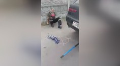Video: Víte, co se stane, když ucpete výfuk, a pak se na to podíváte pěkně zblízka?