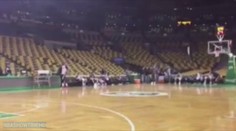 Nervozita z playoff? Naopak, hvězdy NBA se na tréninku baví!