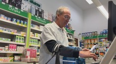 Lékárny zatím nevědí, kdy obdrží sirupy pro děti. Stát je slibuje příští týden