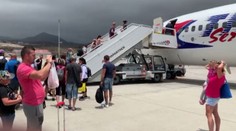 Češi z Tenerife odletěli s denním zpožděním! Potíže přibývají
