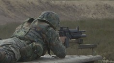 NATO vyšle do Pobaltí další vojáky. Rusko reaguje stavbou lodí