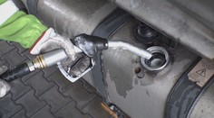 Nafta od úterý zdražila. Stále ale patří k nejlevnějším v Evropě