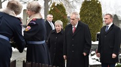 Zeman v Lánech uctil památku Masaryka. K hrobu přijel i Babiš