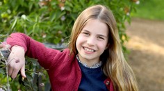 Princezna Charlotte slaví 9. narozeniny. Na fotce se podobá Dianě, tvrdí fanoušci
