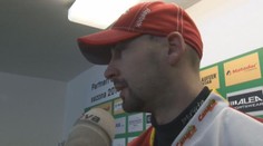VIDEO: Zoufalí hokejisté Slavie. Třeba pomůže jít se vožrat