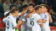 Urážky i fašistický pozdrav: Němce v Edenu naštvali vlastní fanoušci!