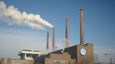 Volkswagen kvůli emisnímu skandálu propustí 30 tisíc zaměstnanců