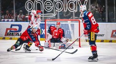 Divočina v Pardubicích. Dynamo dotáhlo čtyřgólovou ztrátu, přesto nemá ani bod