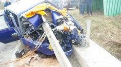 Tohle nemohl přežít! Svodidla mu prošpikovala auto až k zadní sedačce