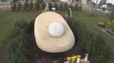 V Třeboni odhalili netradiční pomník věnovaný zemřelým dětem