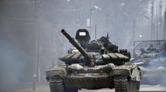 ON-LINE: V Kyjevě je letecký poplach, konvoj Rusů před ním měří už 64 km