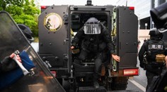 Policie překazila bombový útok v centru Paříže. Útočníka chytila při činu