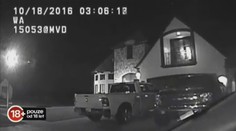 ŠOKUJÍCÍ VIDEO: Policie zastřelila muže, který držel dítě v náručí