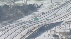 Extrémní zima na jihu USA má dvacet obětí, bez elektřiny jsou miliony lidí