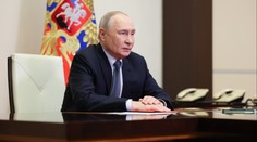 Putinovi teče do bot. Promluvil o konci války na Ukrajině