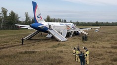 Nouzové přistání na poli. Uprostřed Sibiře muselo zastavit letadlo plné lidí