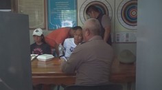 Dvojice byla obviněna z pašování drog, ven z cely se prostříleli! VIDEO