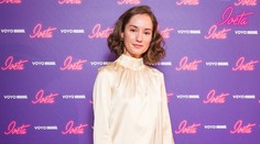 Eliška Křenková bude maminkou. Těhotenství skrývala v hábitu řeholnice