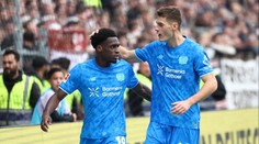 Schickův Leverkusen vyhrál. Dortmund slaví počtvrté v řadě a tlačí na Bayern