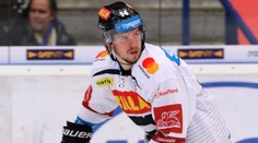 Jeden z nejlepších útočníků extraligy po sezóně skončí, hrát bude ve Švýcarsku