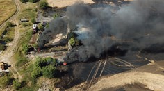 Hasiče zaměstnaly 2 obří požáry. S plameny bojovali dlouhé hodiny