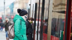 Dvoumetrové rozestupy prý nestačí! Covid-19 se přenáší vzduchem