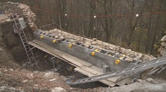 Veřejná sbírka zachránila poničenou památku! Kastelána to dojalo