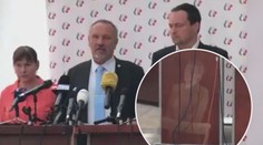 Na pultík KSČM promítli Horákovou. Kalousek řekl, kdo za tím stojí