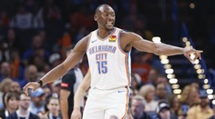 V NBA zničehonic zkolaboval hráč. Jen si plácal se spoluhráči