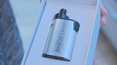 Pravidelně kouří každý čtvrtý Čech. Zdraží i levnější nikotinové alternativy