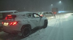 VÝSTRAHA: Místy napadne až 30 cm sněhu. V Krkonoších hledali turisty v bílé tmě