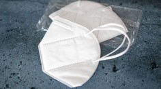 Nevíte, co dělat s nevyužitými rouškami v domácnosti? Tento trik si oblíbíte