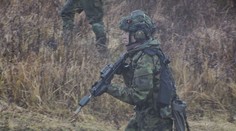 Vláda schválila novou koncepci armády. Peníze půjdou do vojáků i techniky